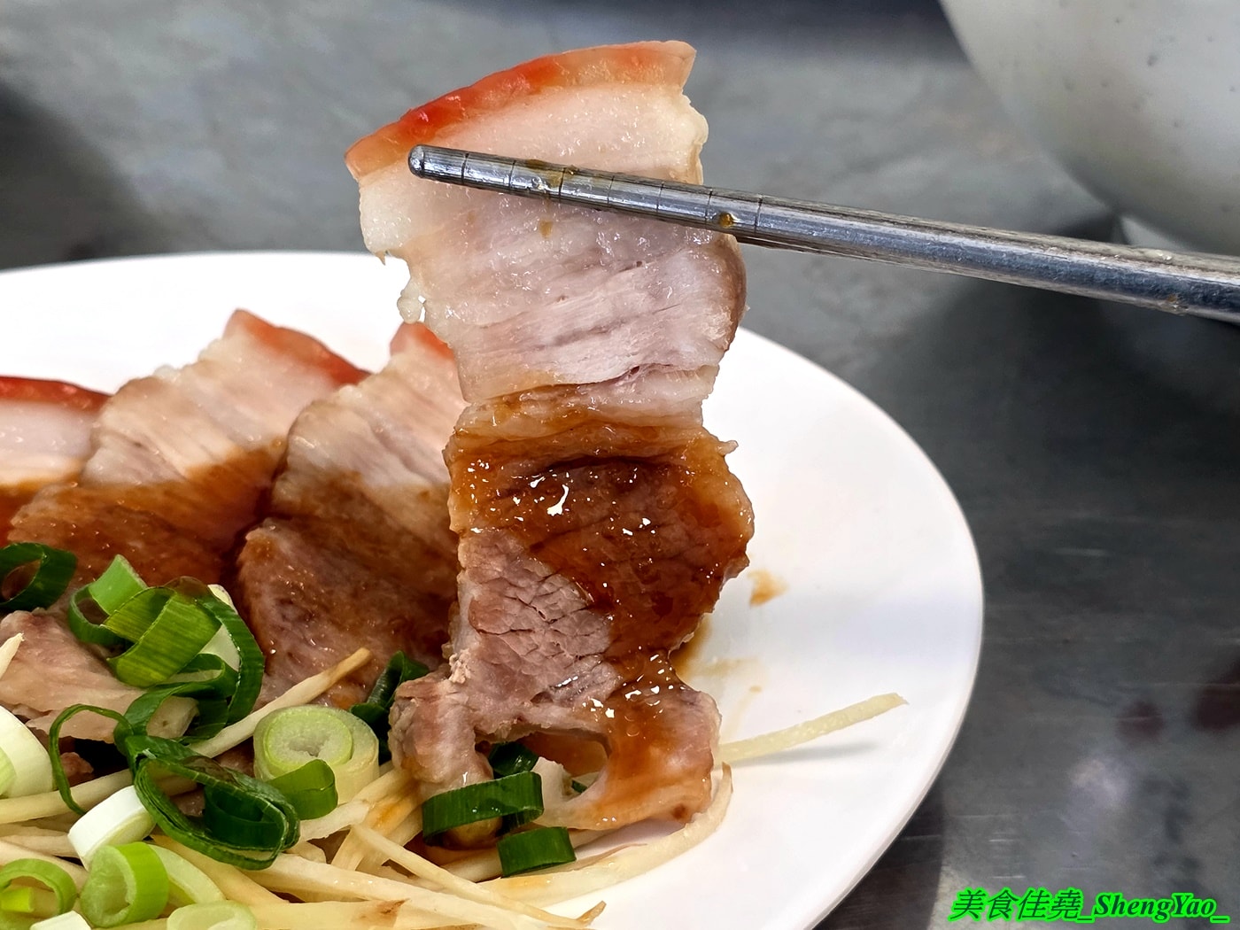 [台中梧棲]福成麵館 – 海線新開幕的一個人小麵館，年輕老闆一人HOLD住全店，麵點看似樸實但有特色，滷味很強，絕對要點。