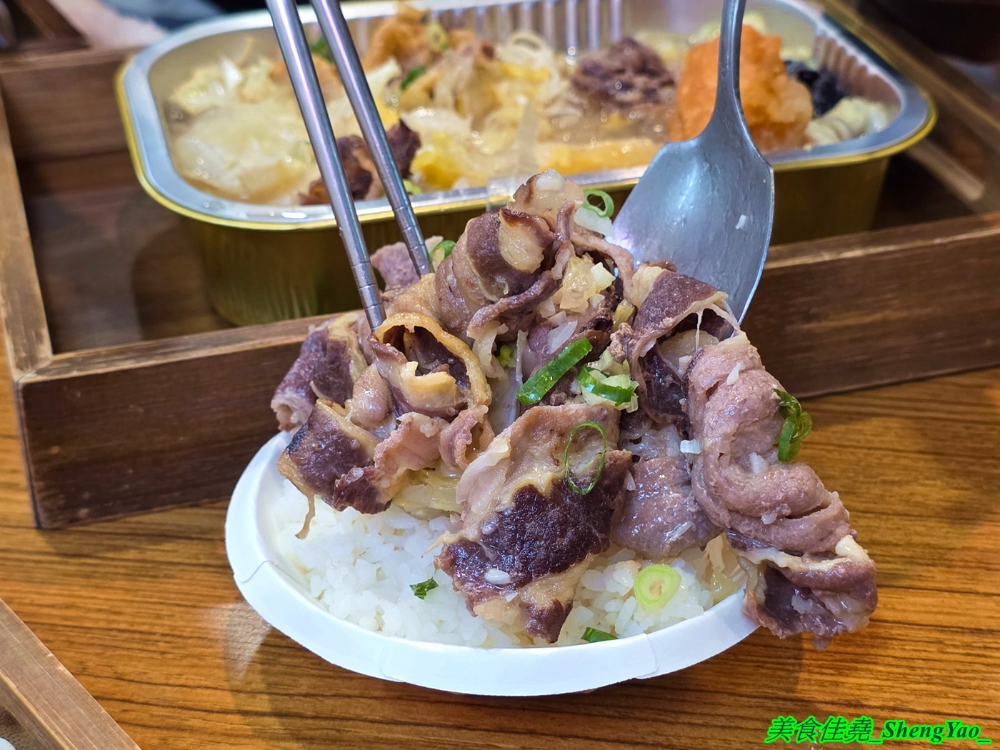 [台中沙鹿]錫遊記 – 海線罕見的錫紙燒料理，有兩種口味和多種肉類海鮮食材可選擇搭配，料多豐富，最低只要128元，內用還有免費白飯飲料。