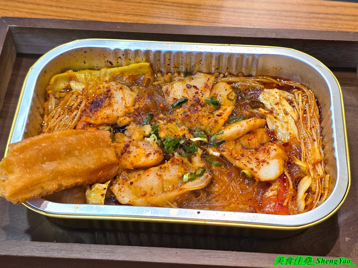 [台中沙鹿]錫遊記 – 海線罕見的錫紙燒料理，有兩種口味和多種肉類海鮮食材可選擇搭配，料多豐富，最低只要128元，內用還有免費白飯飲料。