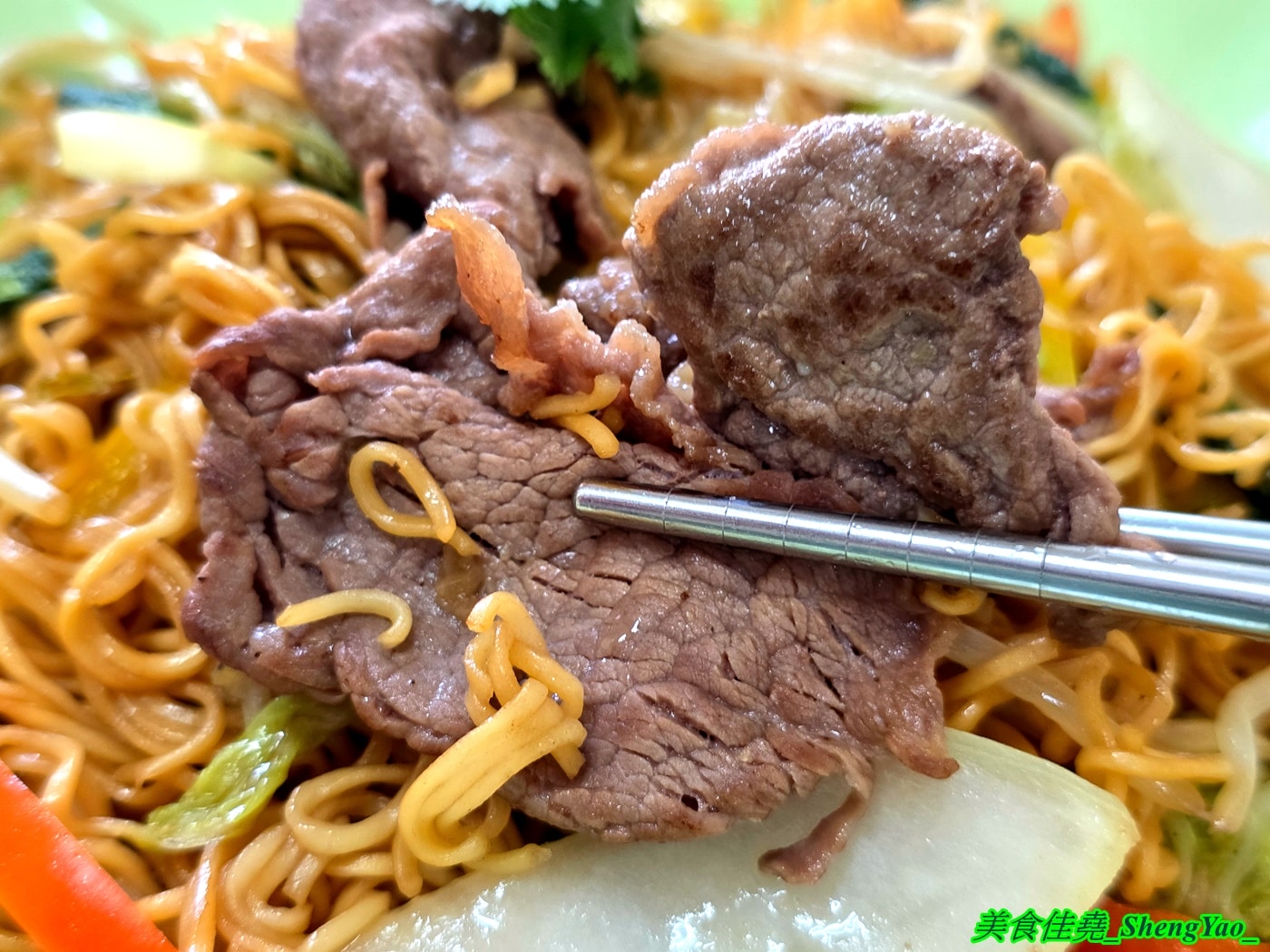[台中沙鹿]秀秀越南料理 – 海線又多了一間餐點有特色的越南料理，居然還有越南版的韓國部隊鍋拉麵，價位幾乎都在80-120元之間，內用還有冰涼冬瓜茶喝到飽。