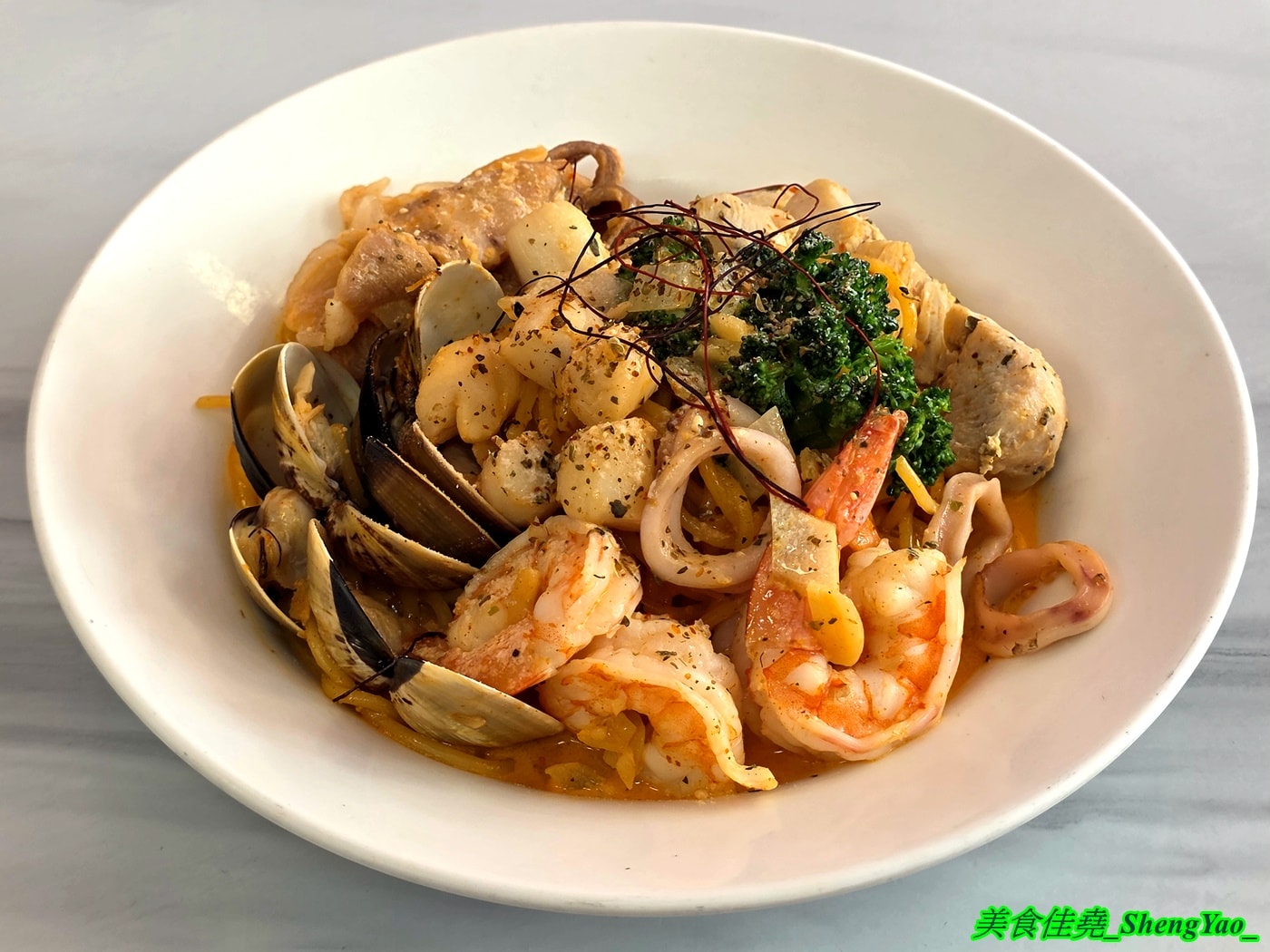 [台中梧棲]榛莀pasta – 主打親子餐廳的好吃義大利麵燉飯，店內有兒童遊戲區，平日用餐不限時，大人吃得開心，小朋友也可以玩得很盡興。
