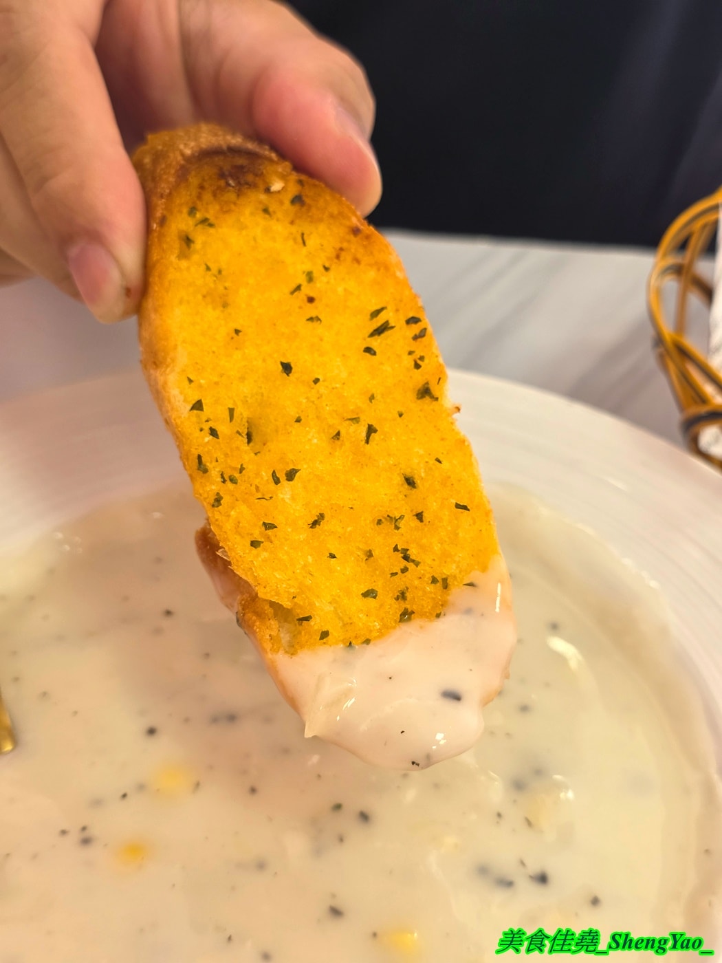 [台中梧棲]榛莀pasta – 主打親子餐廳的好吃義大利麵燉飯，店內有兒童遊戲區，平日用餐不限時，大人吃得開心，小朋友也可以玩得很盡興。