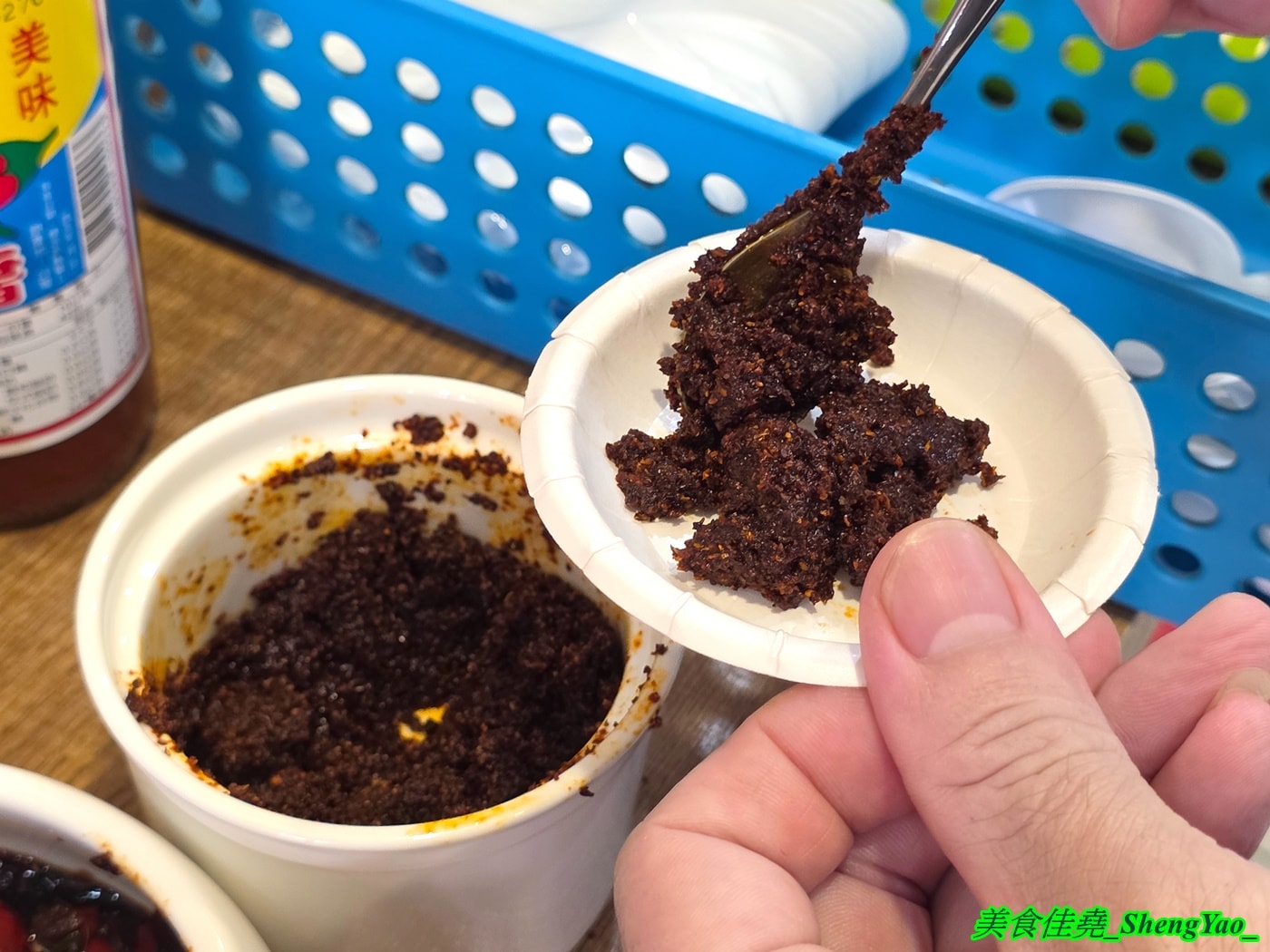 [台中沙鹿]鹿港圓環頂麵食館 沙鹿店 – 鹿港人氣小吃店海線首間分店，麵食樸實好吃，搭配特製辣椒辣油更對味，湯類很特別，滷味多樣都只要10元。