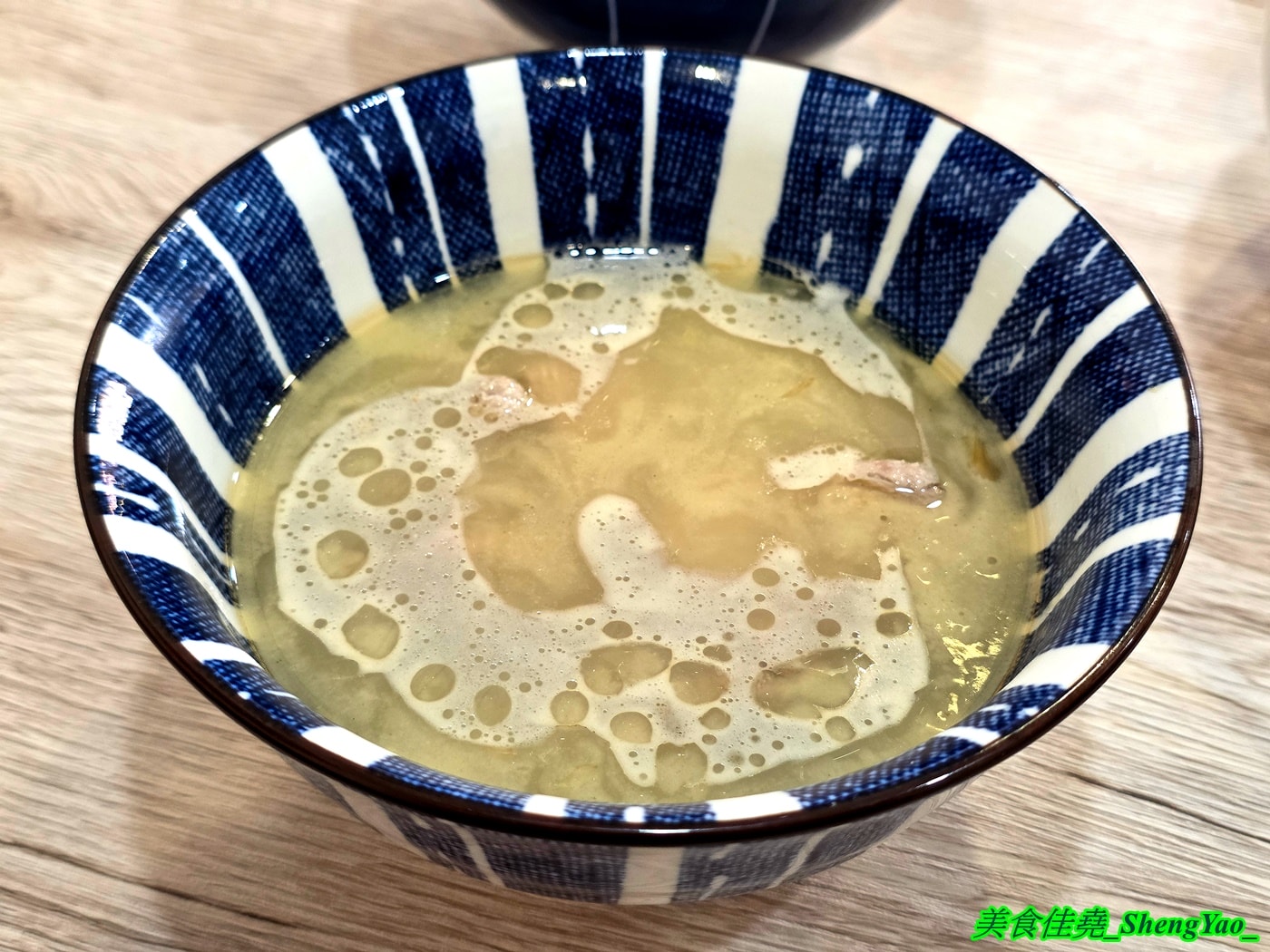 [台中沙鹿]鹿港圓環頂麵食館 沙鹿店 – 鹿港人氣小吃店海線首間分店，麵食樸實好吃，搭配特製辣椒辣油更對味，湯類很特別，滷味多樣都只要10元。