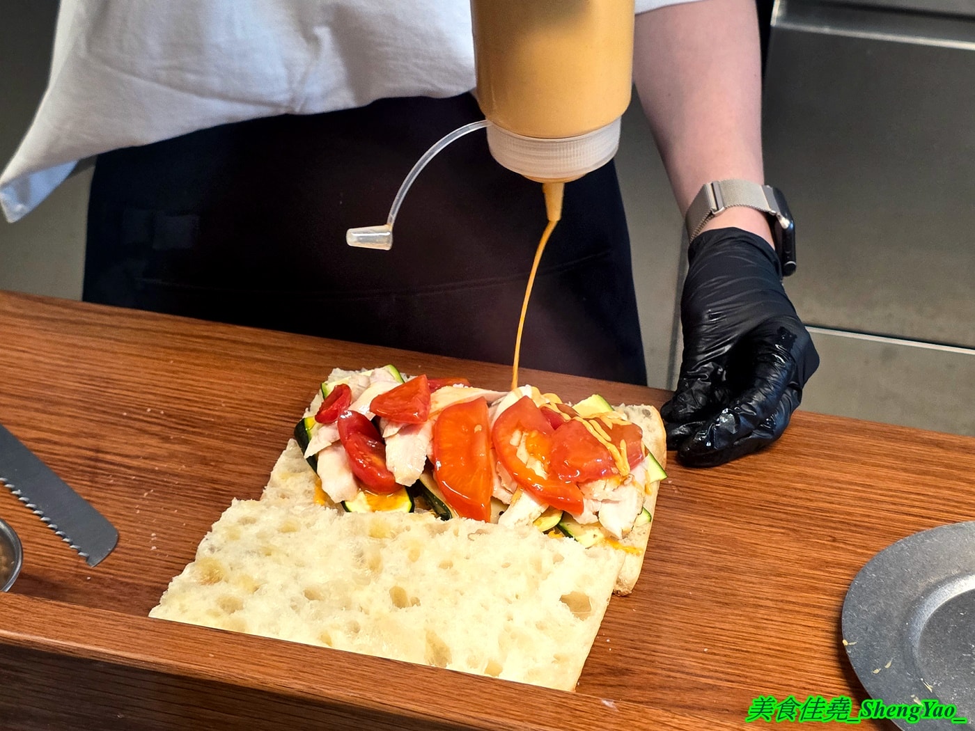 [台中梧棲] FiCO Sandwich Café – 海線也能吃到道地好吃的佛卡夏三明治了，有很多外國人來吃，透明化製作過程給人感覺新奇有趣。