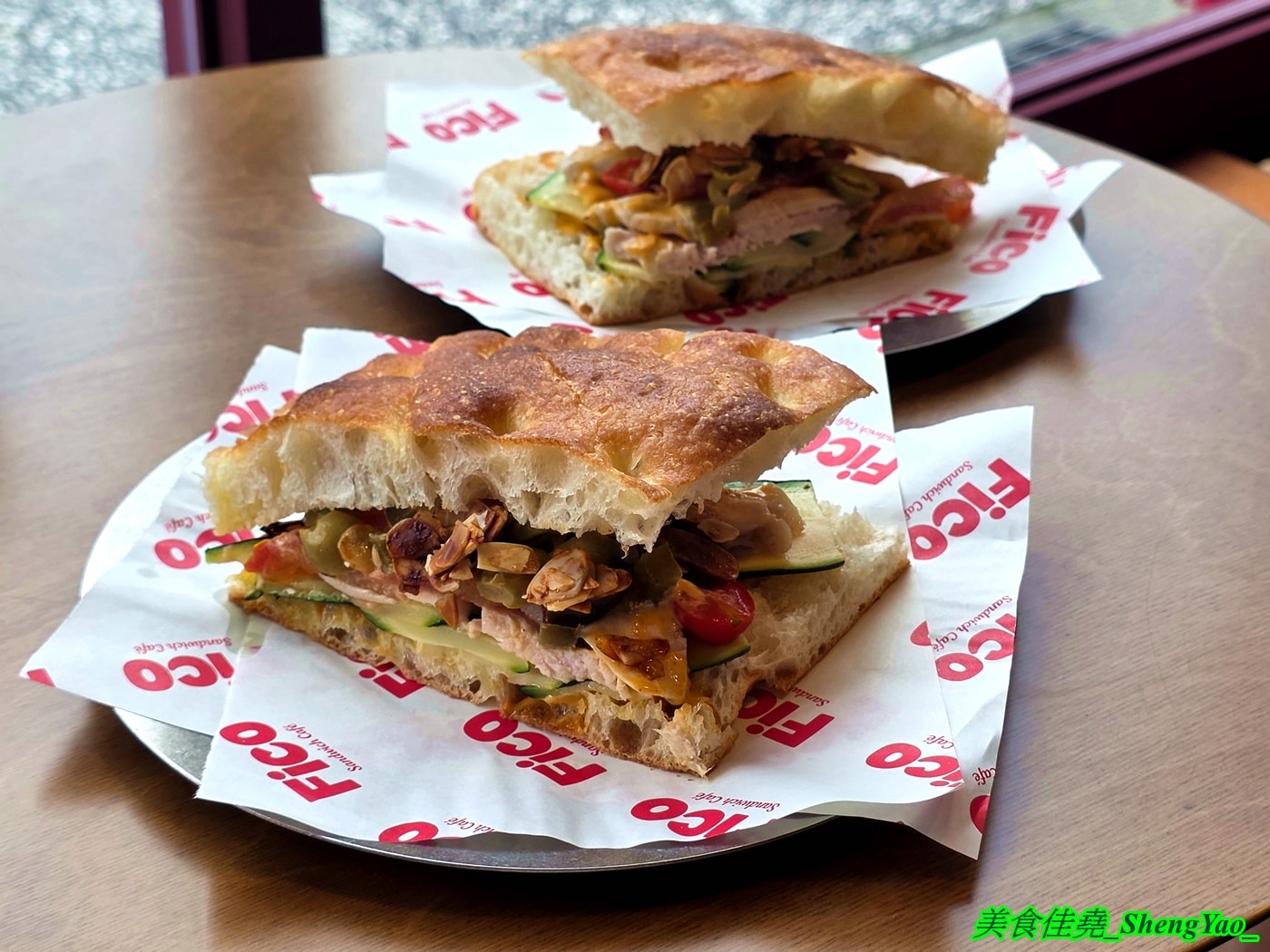 [台中梧棲] FiCO Sandwich Café – 海線也能吃到道地好吃的佛卡夏三明治了，有很多外國人來吃，透明化製作過程給人感覺新奇有趣。