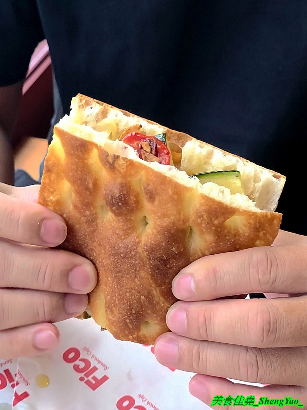 [台中梧棲] FiCO Sandwich Café – 海線也能吃到道地好吃的佛卡夏三明治了，有很多外國人來吃，透明化製作過程給人感覺新奇有趣。