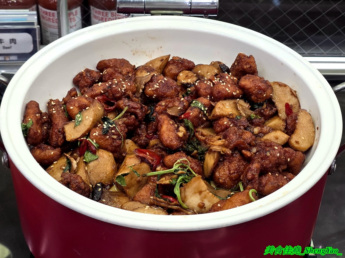 [台中西屯]牛室炙燒牛排 中科玉門店 – 被牛排耽誤的自助BUFFET，排餐389元起超豐富自助吧吃到飽，新增現烤雞蛋糕和手工豆花。