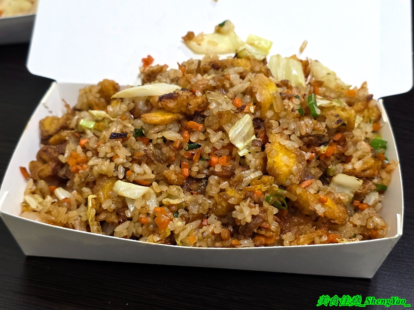 [台中梧棲]阿誠香雞排 – 被雞排炸物耽誤的熱炒店，明明是雞排店，卻有賣炒飯炒麵和熱炒燒烤，重新裝潢有內用區了。
