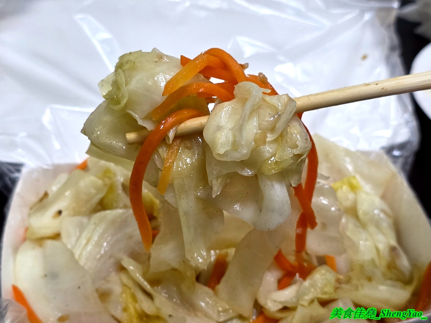 [台中梧棲]阿誠香雞排 – 被雞排炸物耽誤的熱炒店，明明是雞排店，卻有賣炒飯炒麵和熱炒燒烤，重新裝潢有內用區了。