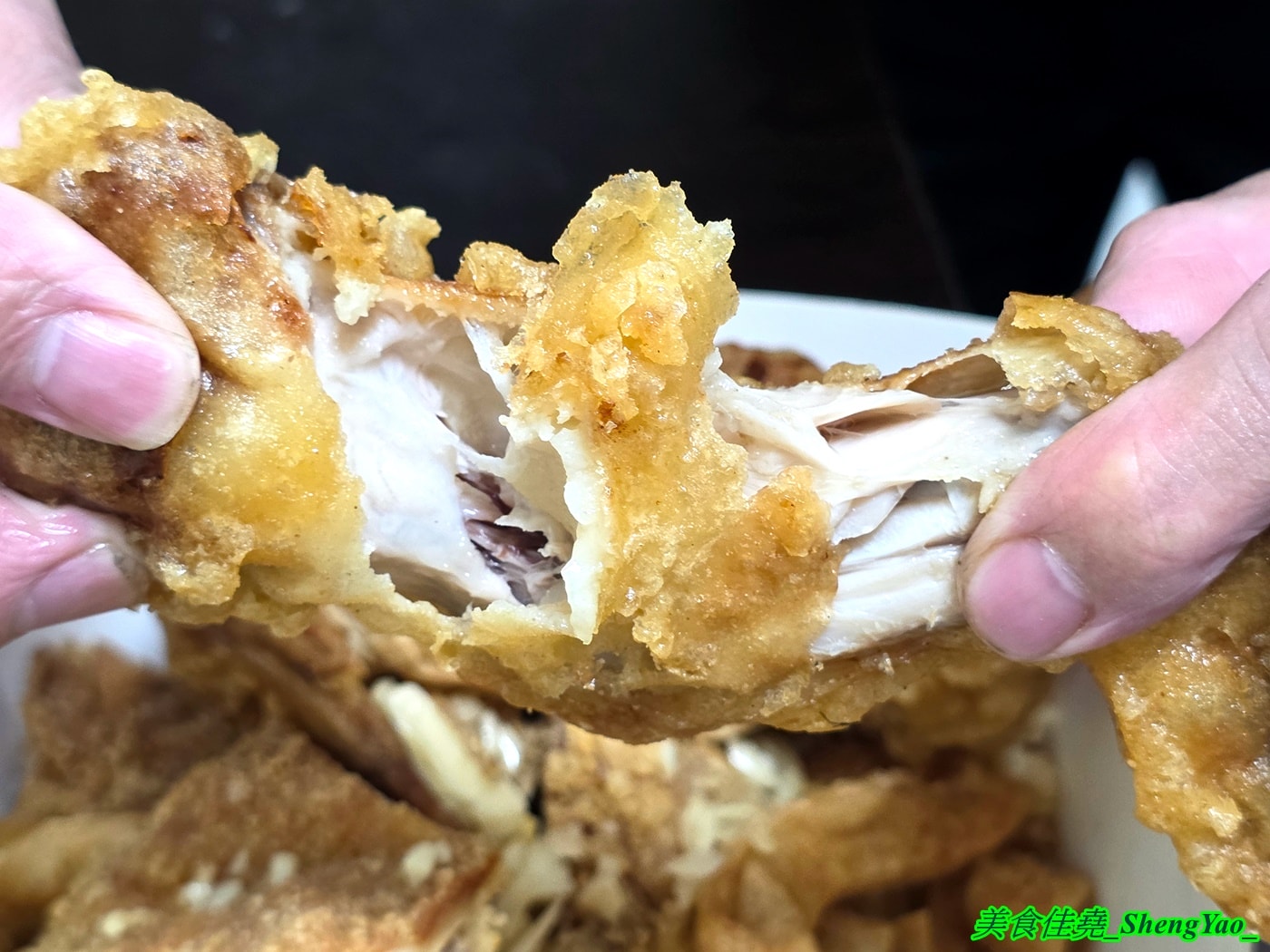 [台中梧棲]阿誠香雞排 – 被雞排炸物耽誤的熱炒店，明明是雞排店，卻有賣炒飯炒麵和熱炒燒烤，重新裝潢有內用區了。