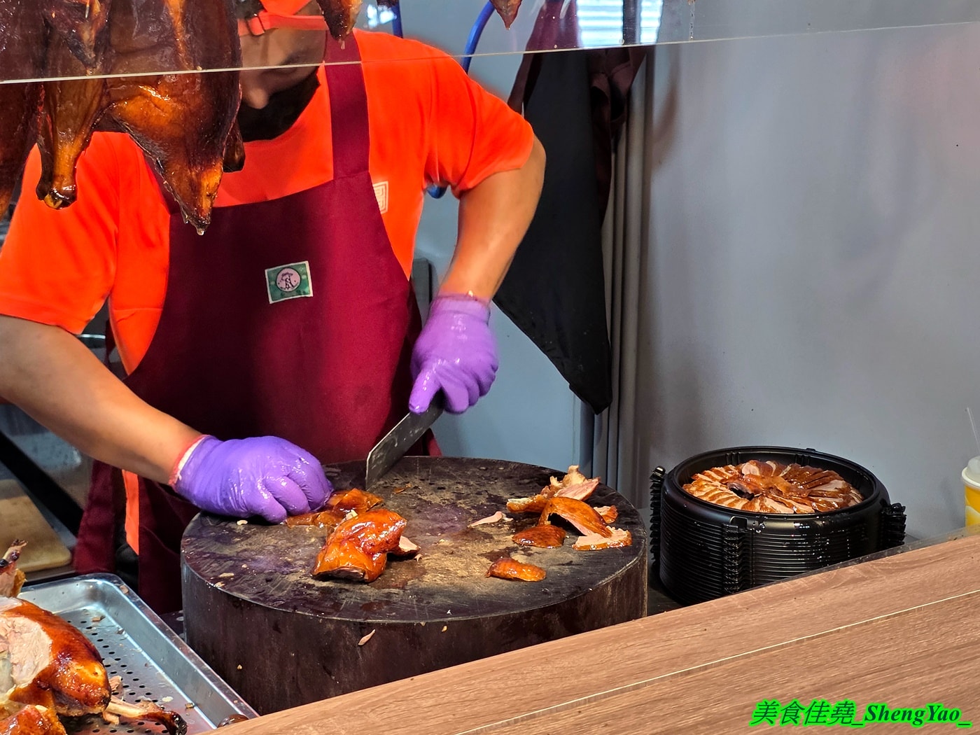 [台中太平]鴨大哥港式脆皮烤鴨 太平店 – 從海線沙鹿發跡的傳奇烤鴨店，吃法多樣，口味獨特，太平店有設置內用區還有賣燒鴨飯、叉燒飯。