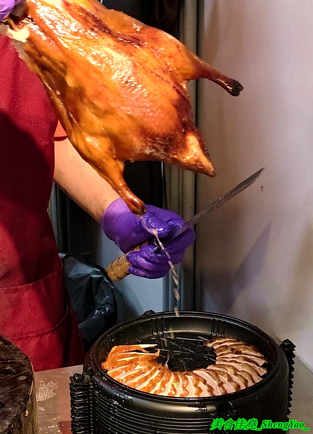 [台中太平]鴨大哥港式脆皮烤鴨 太平店 – 從海線沙鹿發跡的傳奇烤鴨店，吃法多樣，口味獨特，太平店有設置內用區還有賣燒鴨飯、叉燒飯。