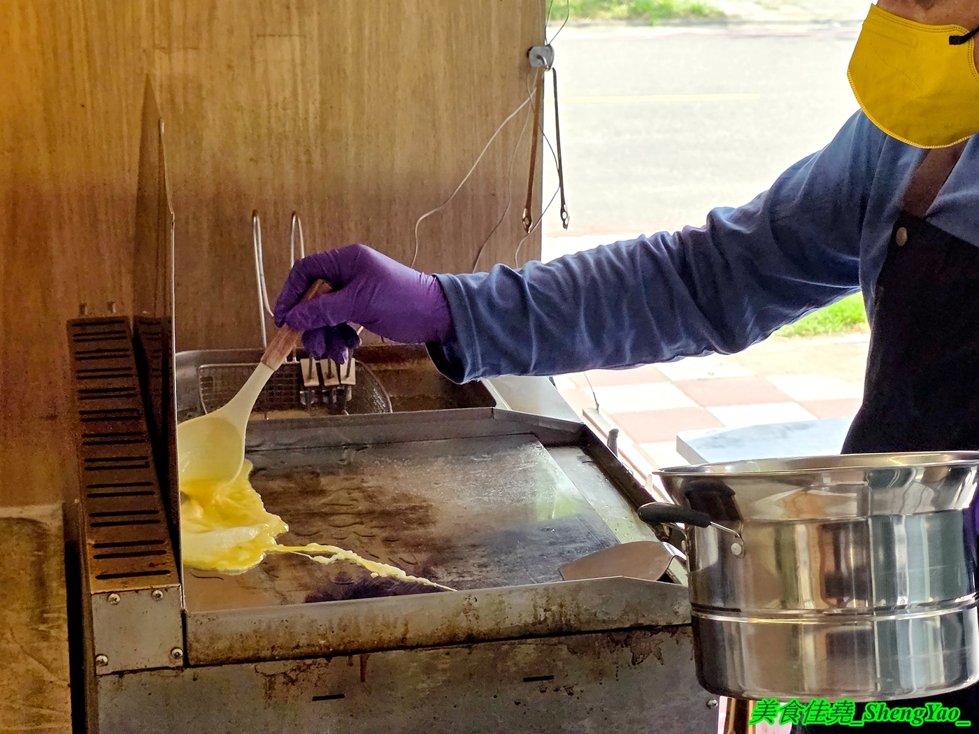 [台中清水]亞米養生飯糰 – 海線好吃的養生沖繩飯糰，米飯是用對身體有好處的紅藜麥飯，內餡用料實在，吃完有飽足感。