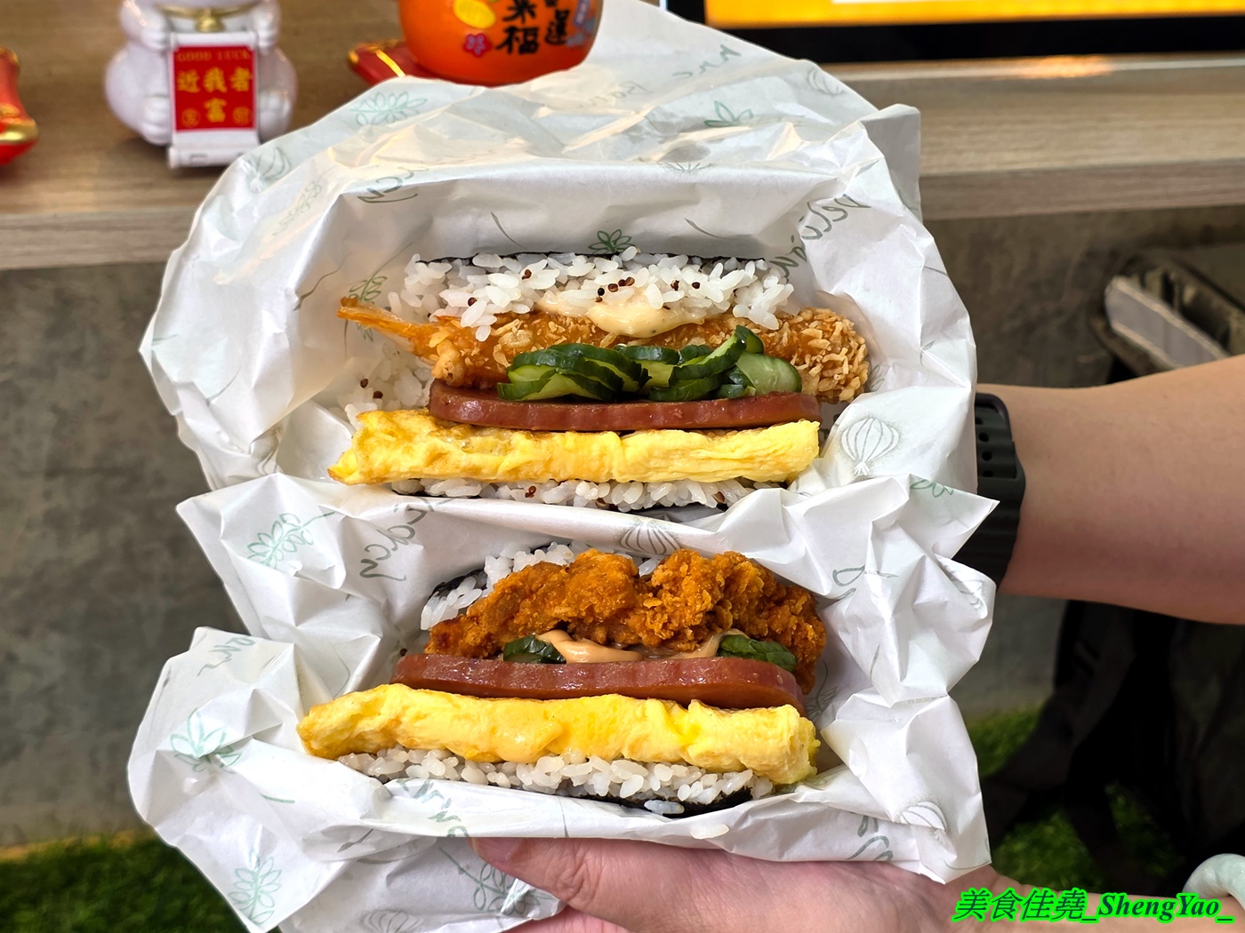 [台中清水]亞米養生飯糰 – 海線好吃的養生沖繩飯糰，米飯是用對身體有好處的紅藜麥飯，內餡用料實在，吃完有飽足感。
