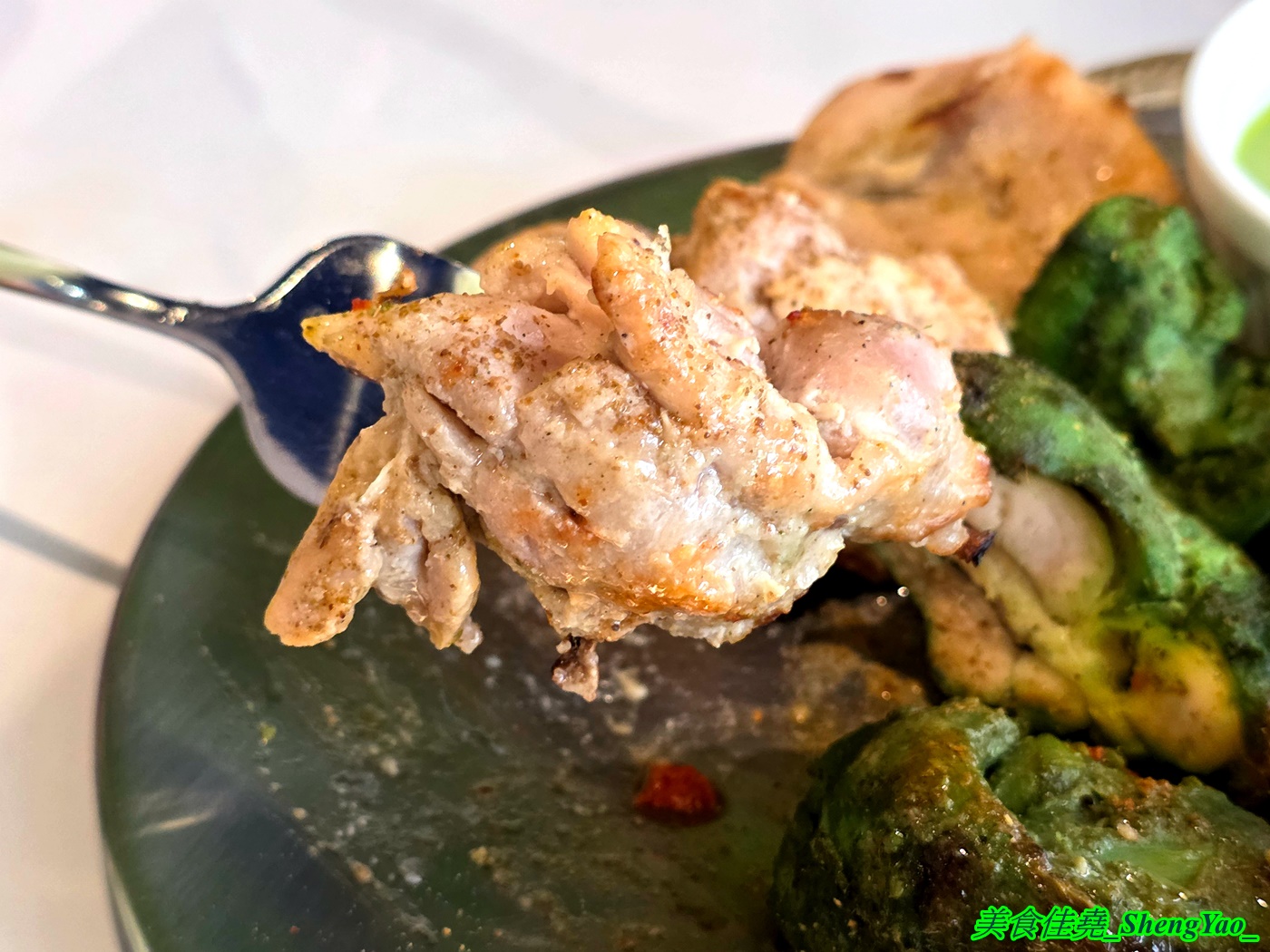 [台中梧棲]阿旃陀印度料理 – 海線第一間正宗印度料理餐廳，老闆和廚師都是印度人，餐點種類豐富多樣，還能吃到印度經典街頭小吃”印度脆球”。