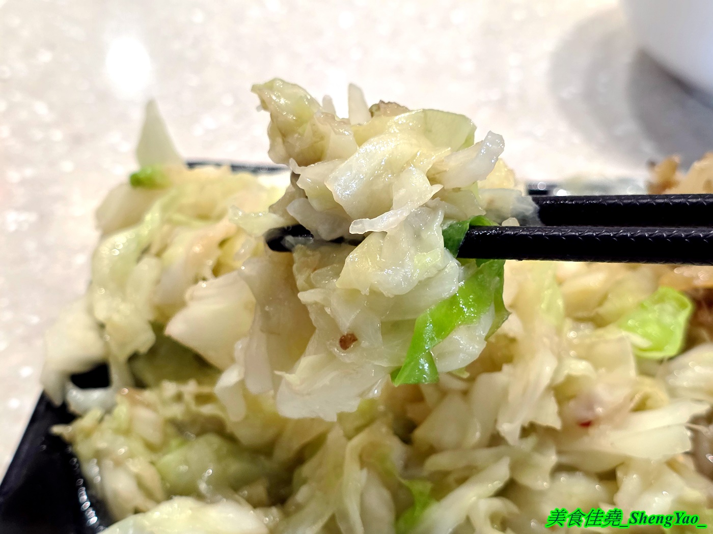 [台中沙鹿]食鮮森鐵板燒 – 海線沙鹿新開幕鐵板燒，有罕見的包手女師傅，青菜可無限續，自助吧除了白飯湯品飲料冰品還有蛋炒飯和小炒料理。