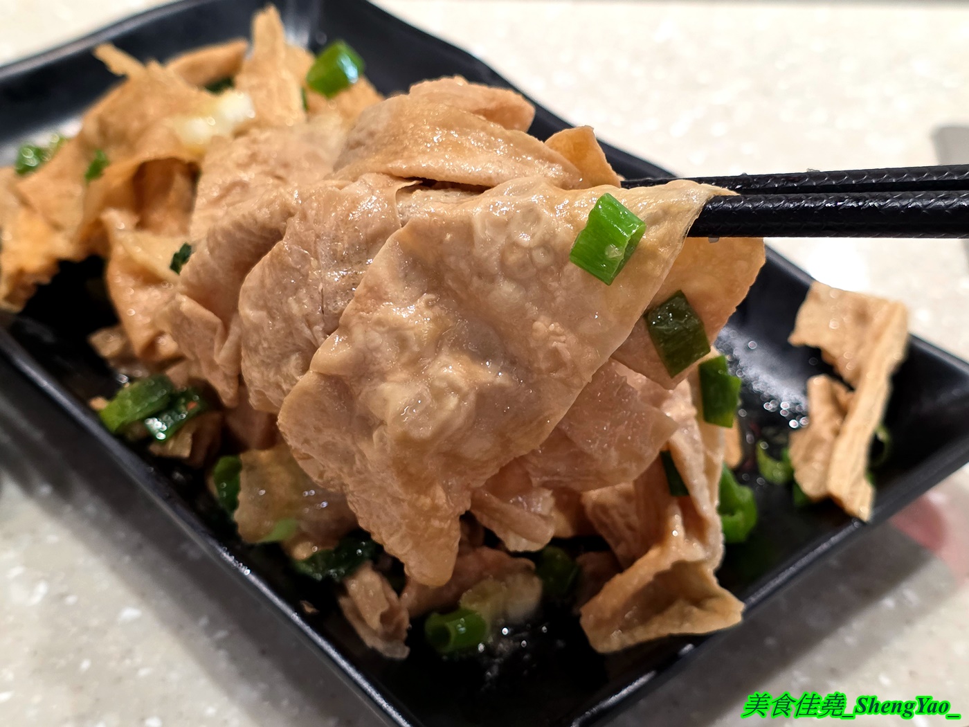 [台中沙鹿]食鮮森鐵板燒 – 海線沙鹿新開幕鐵板燒，有罕見的包手女師傅，青菜可無限續，自助吧除了白飯湯品飲料冰品還有蛋炒飯和小炒料理。