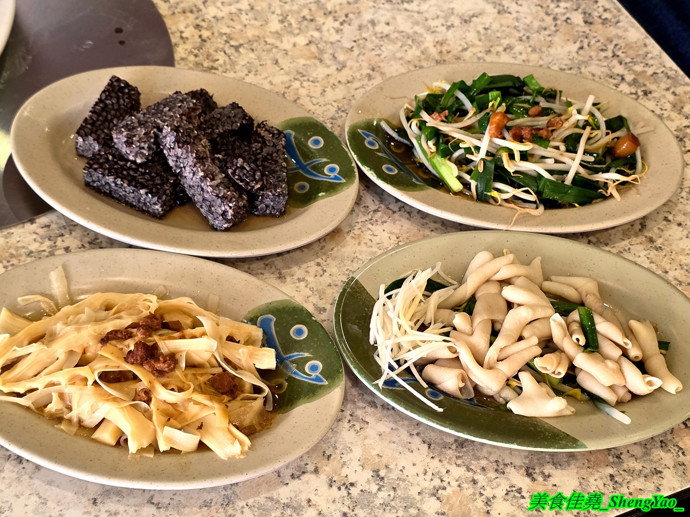 [台中沙鹿]華山鵝肉 – 北漂上來的嘉義鵝肉名店，有鹹水鵝和燻茶鵝兩種可選，鵝肉部位價格明確，合理又不貴，5/29開幕連續六天鵝肉飯小碗內用一律只要10元。