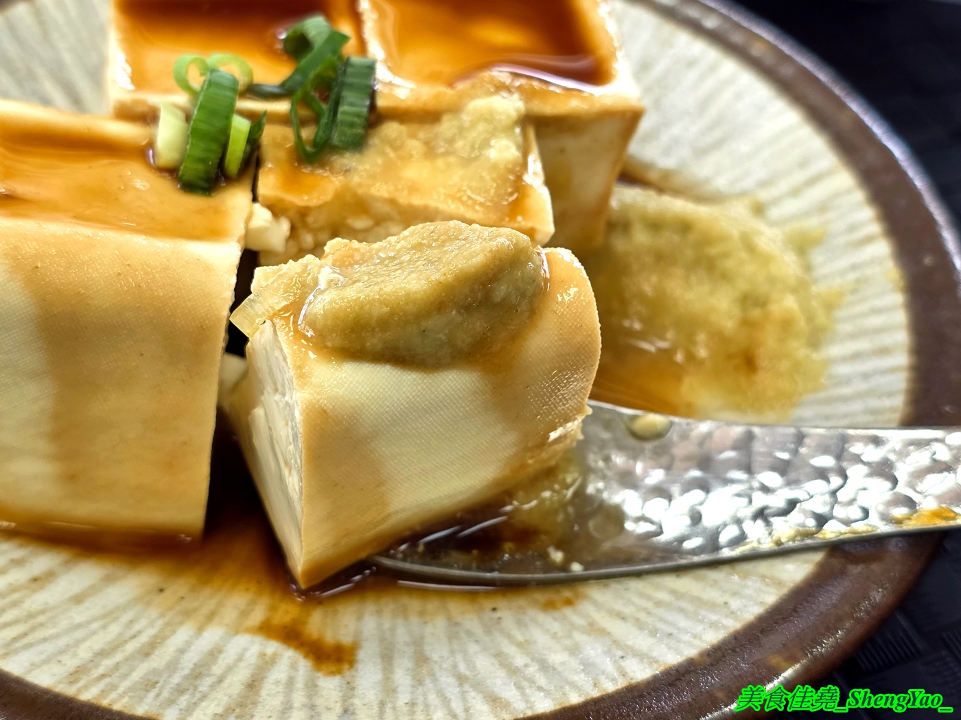 [台中沙鹿]虎拉撒什錦麵 – 彰化開過來的古早味什錦麵，還有芋頭米粉湯和多樣特色小菜，用料實在大份量，口味較為清淡。