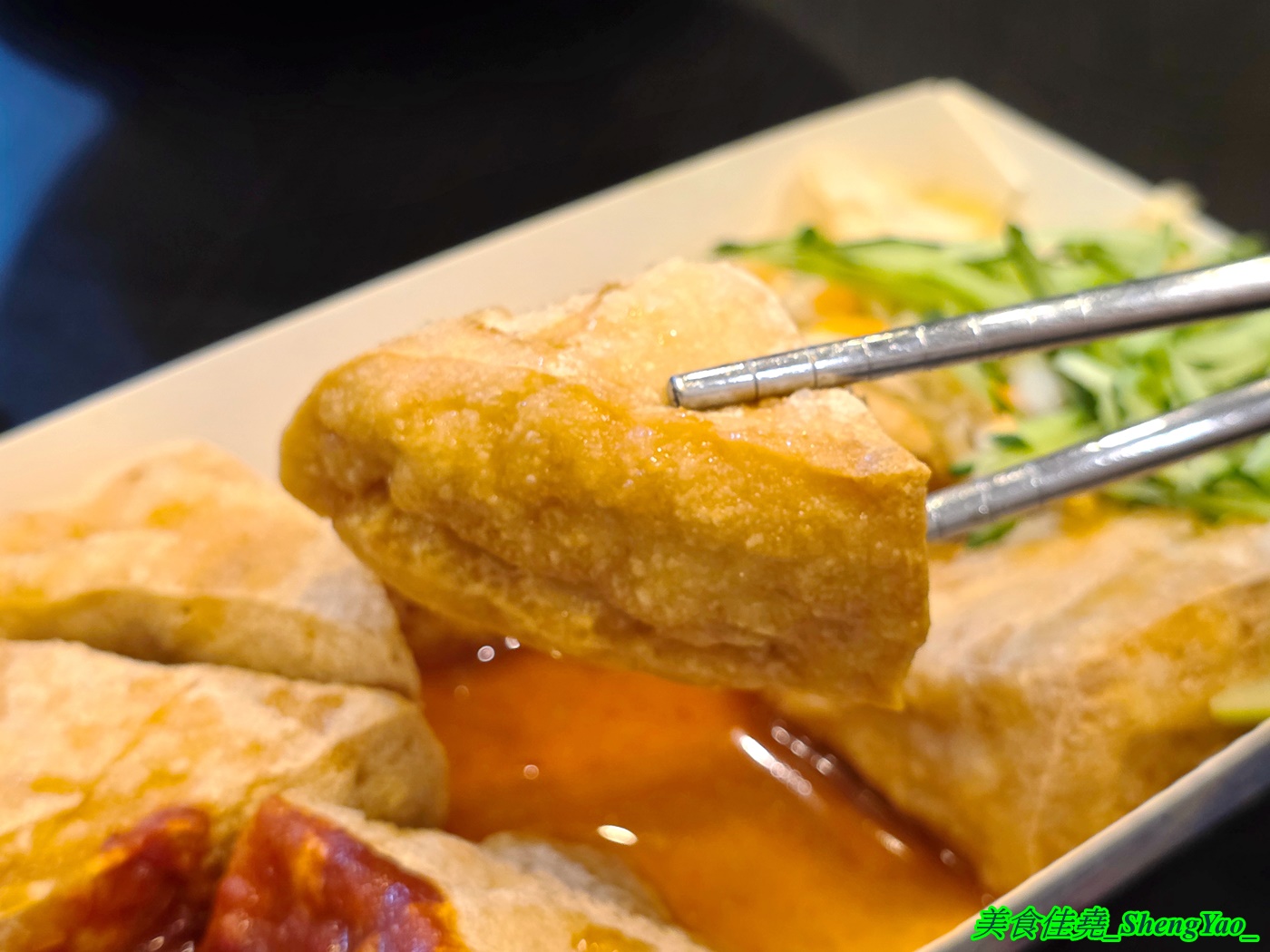 [台中清水]清蒸臭豆腐 – 店名很隨意，但東西不隨便，蒸臭豆腐三種口味各有特色，還有炸臭豆腐、水晶雞肉飯和炒烏龍麵也好吃。