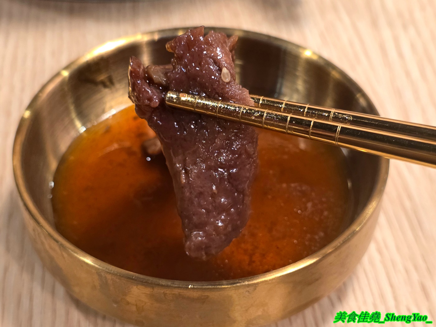 [台中沙鹿]韓滋銅盤烤肉 – 海線沙鹿新開幕韓式銅盤烤肉，各種肉類海鮮銅盤烤肉均一價只要199元，自助吧有六樣小菜加上白飯甜湯飲料霜淇淋無限供應。