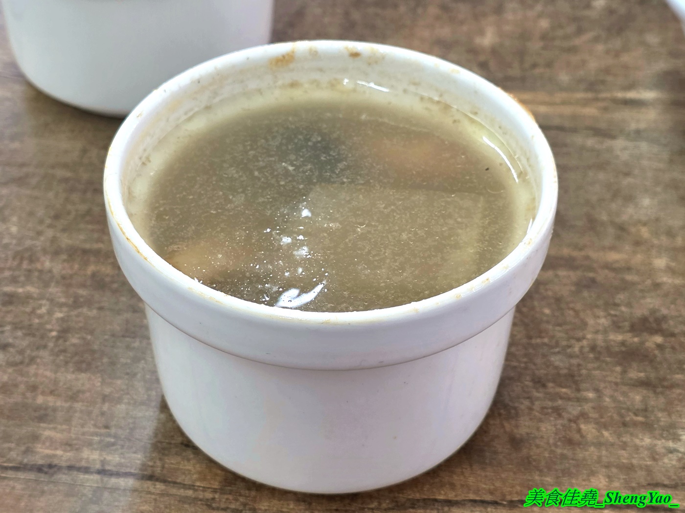 [台中梧棲]吃吃看 – 海線隱藏版小吃店，吃米糕居然可以配干貝湯鮑魚湯。
