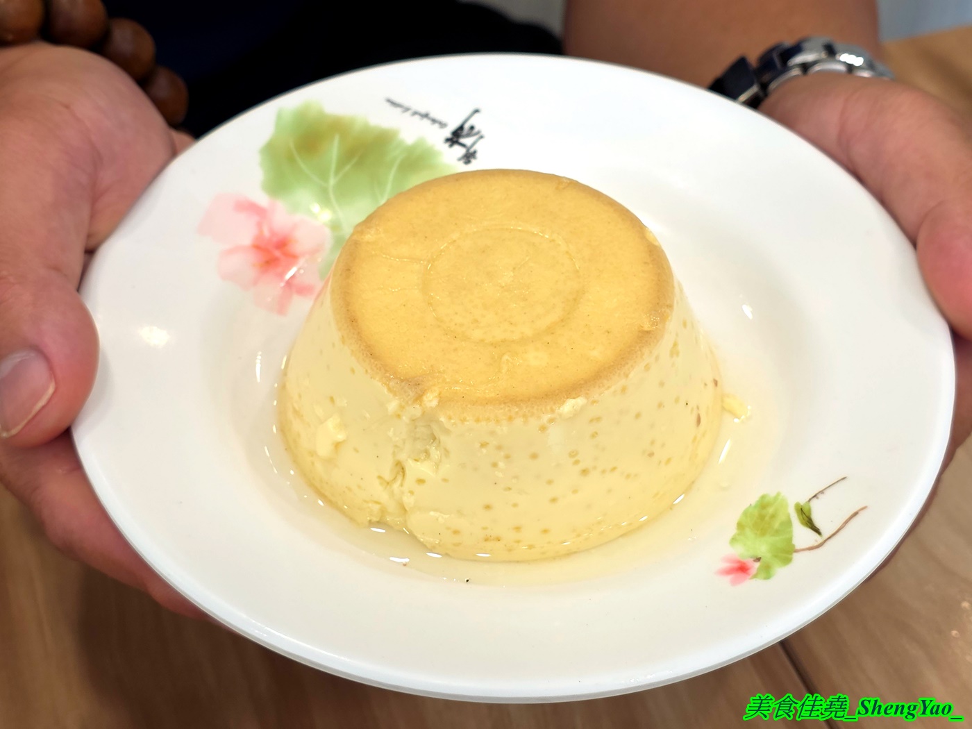 [台中沙鹿]鴻門鴨肉飯 – 台中首創蒸蛋鴨魯飯，還有奇特的蒸蛋當歸湯，蒸蛋口感滑嫩猶如布丁，蒸蛋控不能錯過。