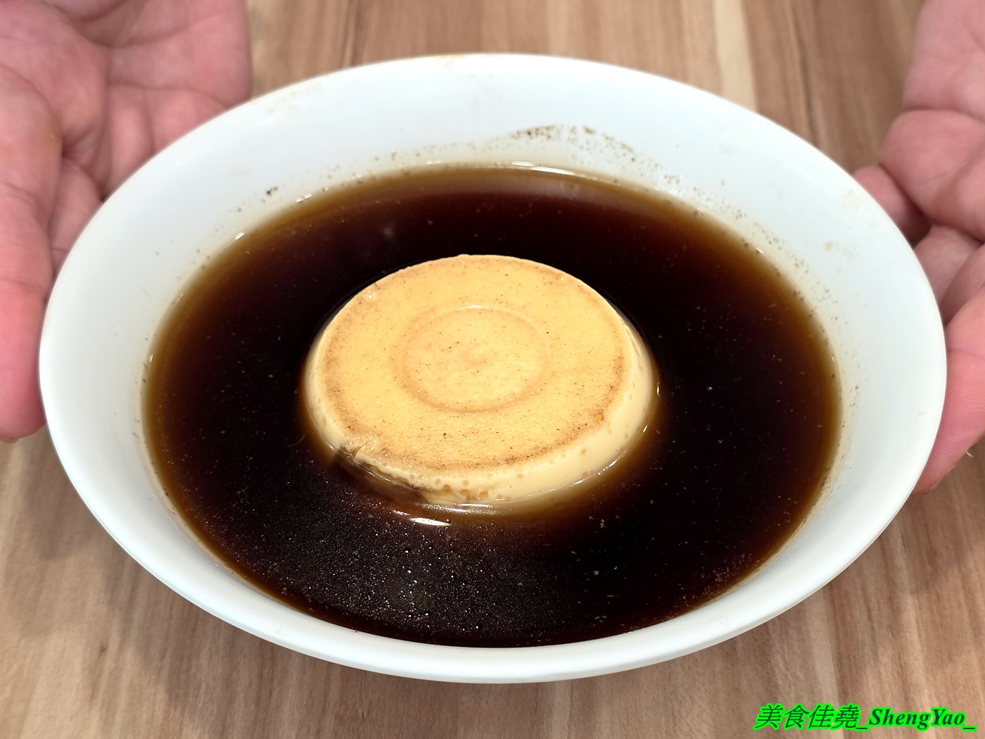 [台中沙鹿]鴻門鴨肉飯 – 台中首創蒸蛋鴨魯飯，還有奇特的蒸蛋當歸湯，蒸蛋口感滑嫩猶如布丁，蒸蛋控不能錯過。