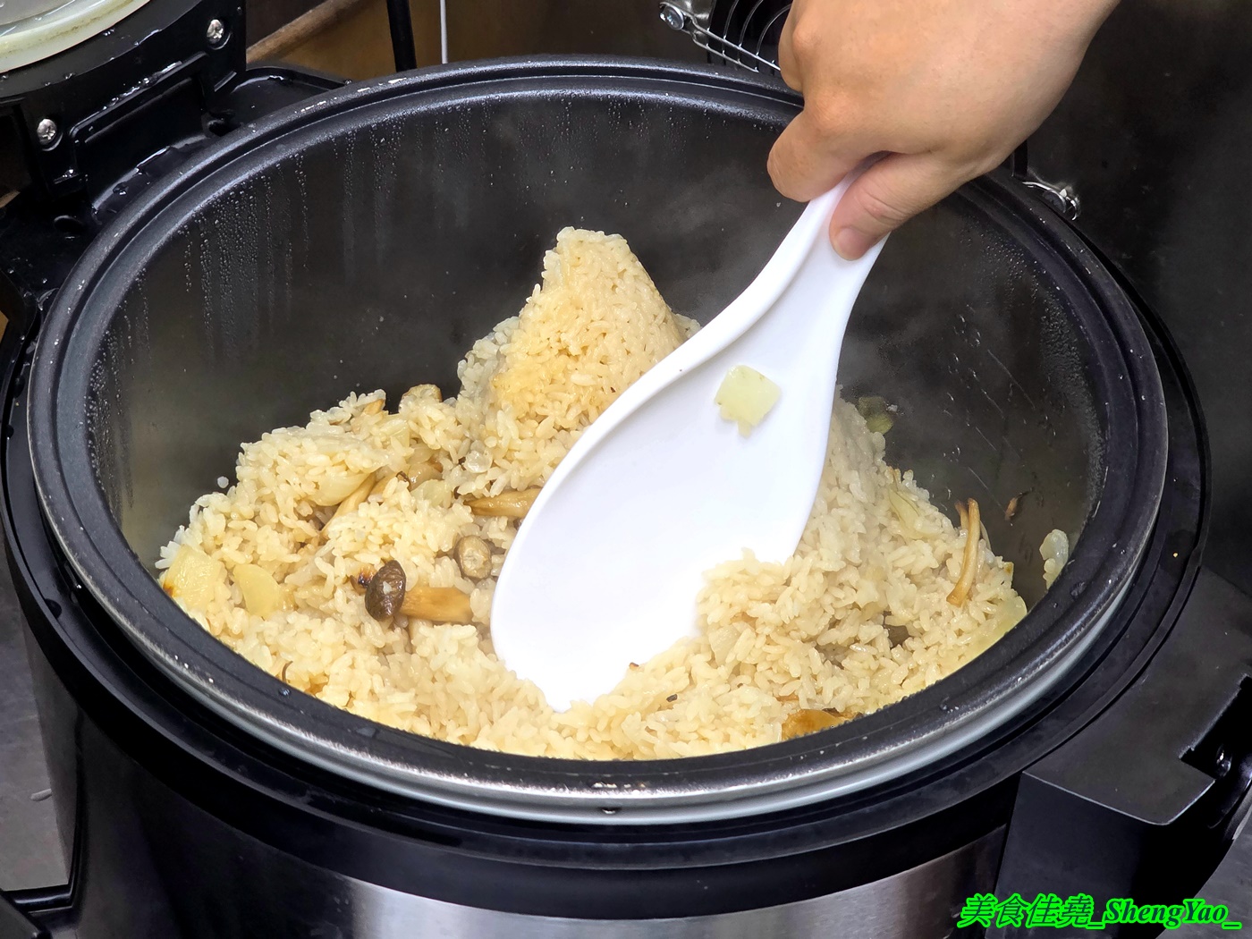 [台中沙鹿]食見生活 沙鹿店 – 中部爆紅健康餐盒品牌進駐海線沙鹿，餐盒主菜種類多樣又好吃，還能雙拼三拼，米飯也能升級特色炊飯，到店自取85折計算。