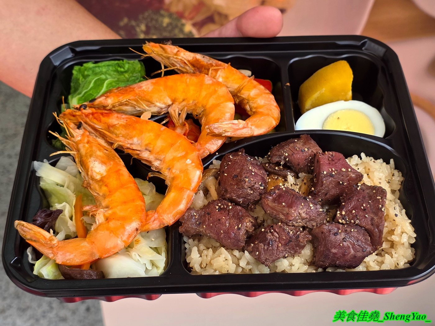 [台中沙鹿]食見生活 沙鹿店 – 中部爆紅健康餐盒品牌進駐海線沙鹿，餐盒主菜種類多樣又好吃，還能雙拼三拼，米飯也能升級特色炊飯，到店自取85折計算。