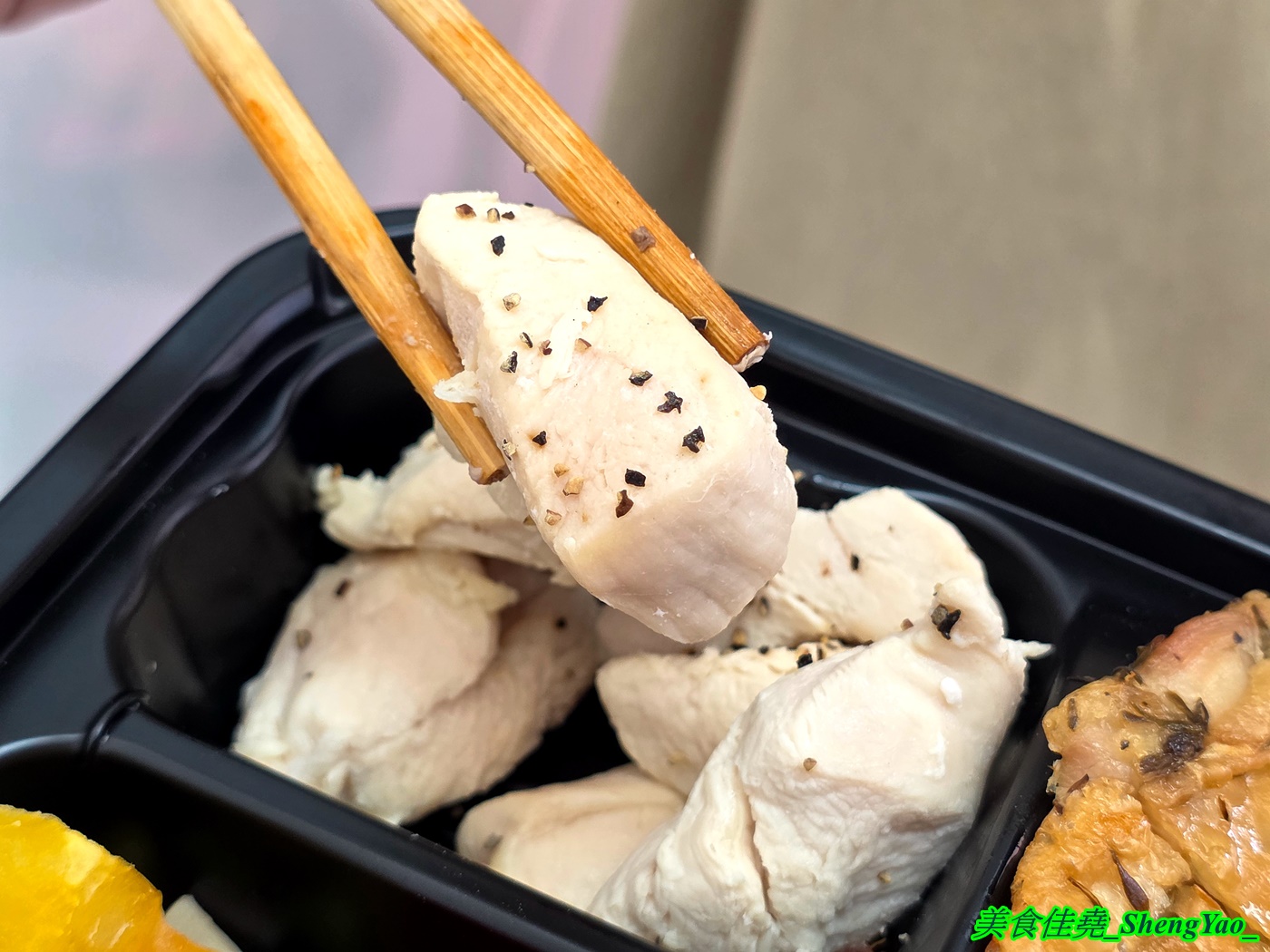 [台中沙鹿]食見生活 沙鹿店 – 中部爆紅健康餐盒品牌進駐海線沙鹿，餐盒主菜種類多樣又好吃，還能雙拼三拼，米飯也能升級特色炊飯，到店自取85折計算。