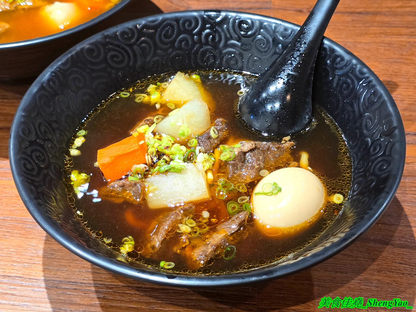 [台中大肚]66牛肉麵 – 海線大肚在地的職人牛肉麵，品項不多但好吃，老闆很有個性。
