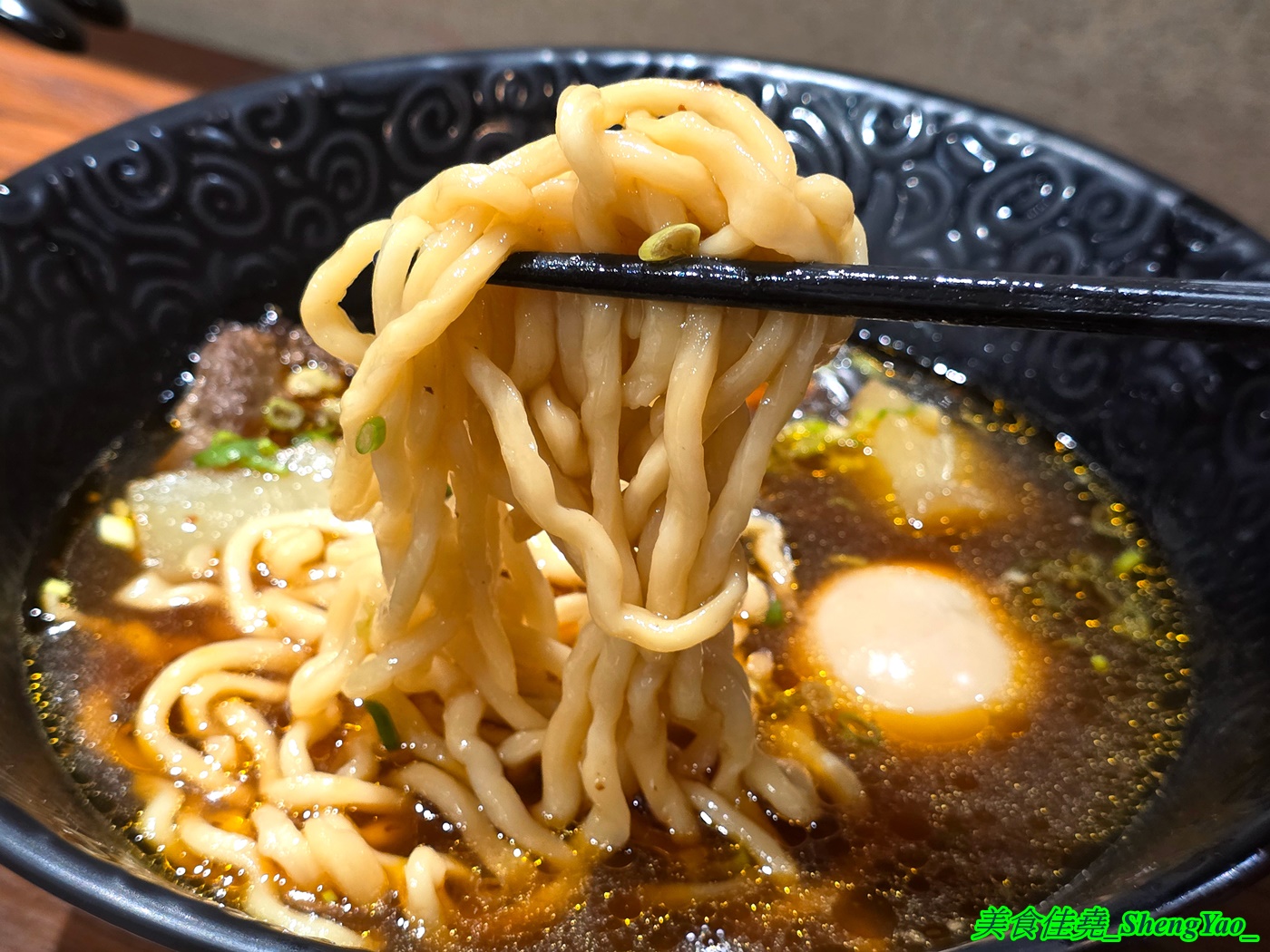 [台中大肚]66牛肉麵 – 海線大肚在地的職人牛肉麵，品項不多但好吃，老闆很有個性。