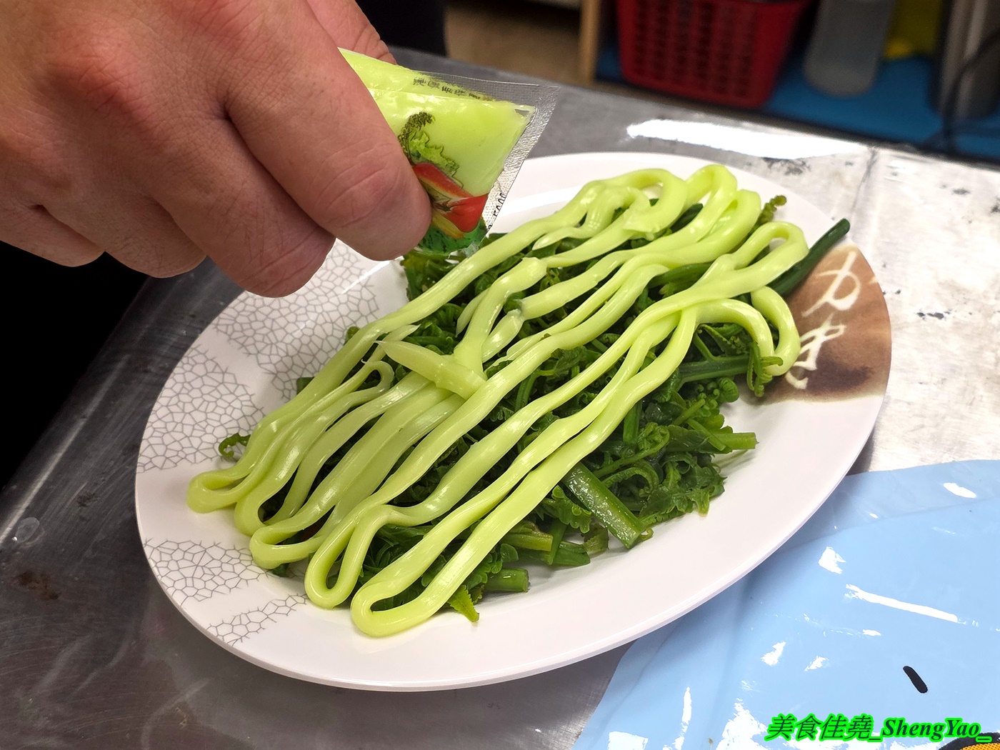 [台中沙鹿]66蜜汁燒烤 – 海線新開幕蜜汁燒烤店，燒烤10元起還有賣冷盤涼菜，附設內用區可內用，營業到半夜1點。