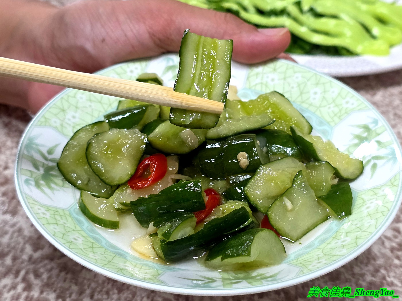 [台中沙鹿]66蜜汁燒烤 – 海線新開幕蜜汁燒烤店，燒烤10元起還有賣冷盤涼菜，附設內用區可內用，營業到半夜1點。