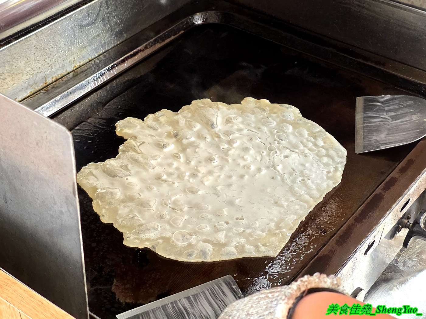 [台中沙鹿]本丸燒本丸 – 海線新開幕地點隱蔽的飯糰餐車，私心推薦粉漿蛋餅和菜頭粿，真的很好吃，一吃會愛上的那種。