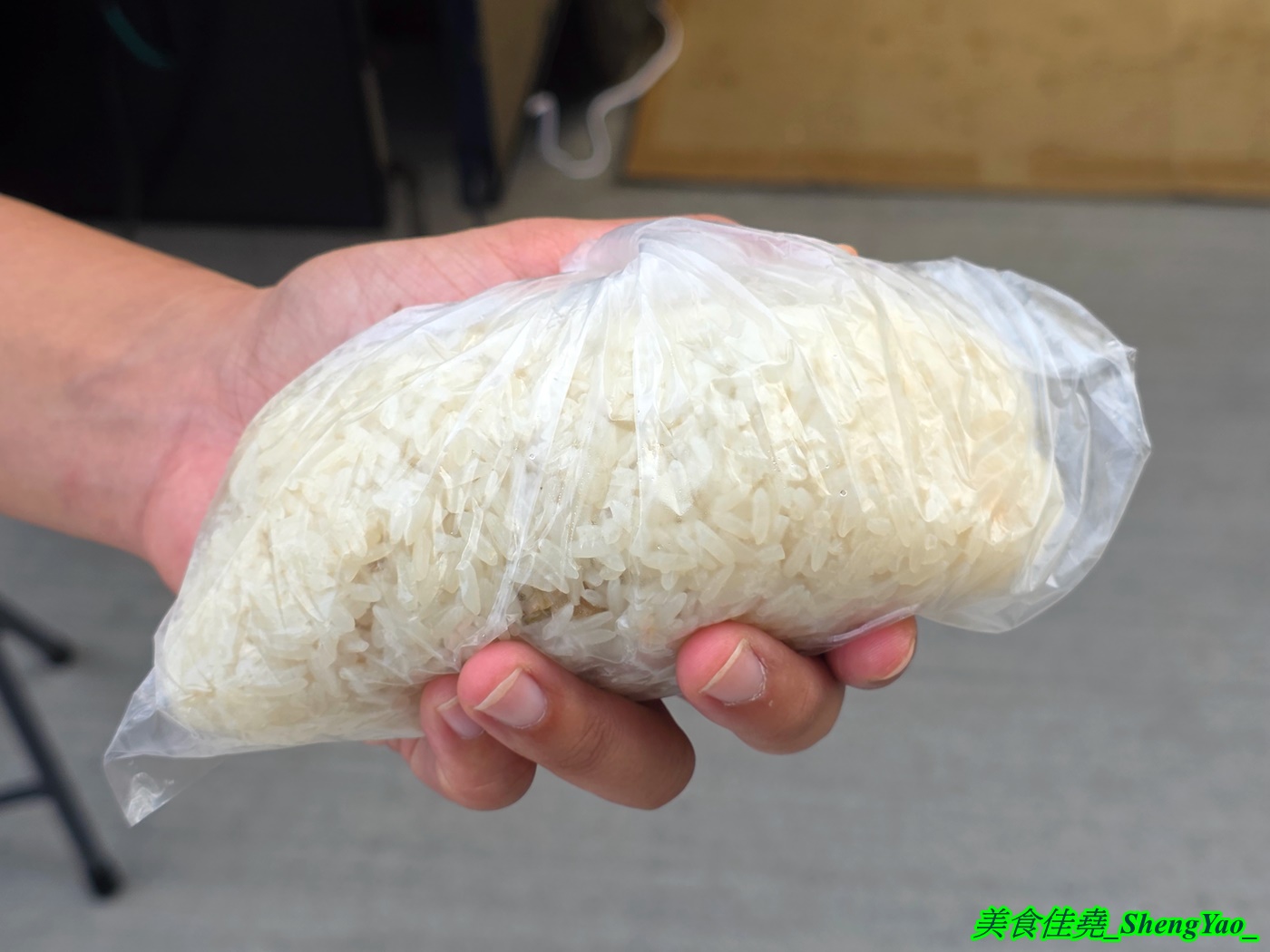 [台中沙鹿]本丸燒本丸 – 海線新開幕地點隱蔽的飯糰餐車，私心推薦粉漿蛋餅和菜頭粿，真的很好吃，一吃會愛上的那種。