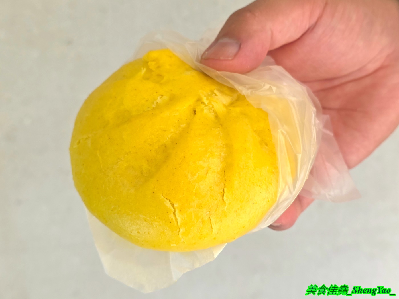 [台中沙鹿]鼎Q包子 沙鹿靜宜店 – 海線新開幕精品包子店，來自大雅的20年老麵包子品牌，包子饅頭皆使用老麵麵糰製作，口味特別，除了現蒸熟食還有販售冷凍家庭包。